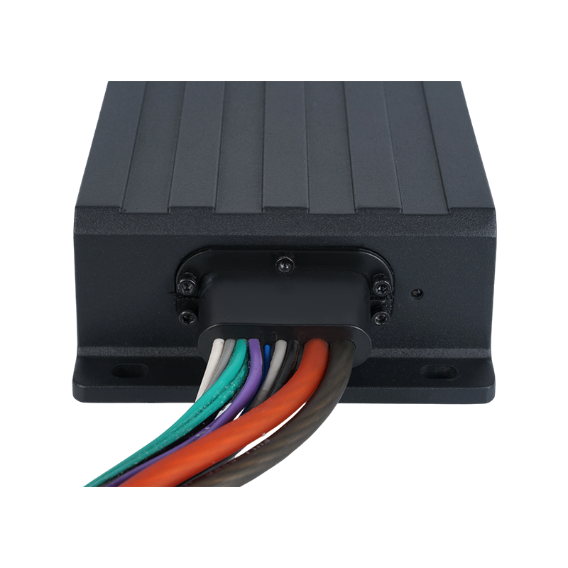 Amplificador clase D de rango completo de 4 canales con clase resistente al agua IPX67
